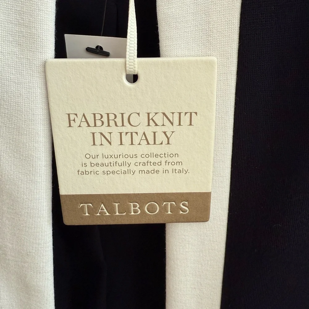 NWT: Talbots Women's Classic Navy Blazer with White Trim, 18W - Picture 5 of 8